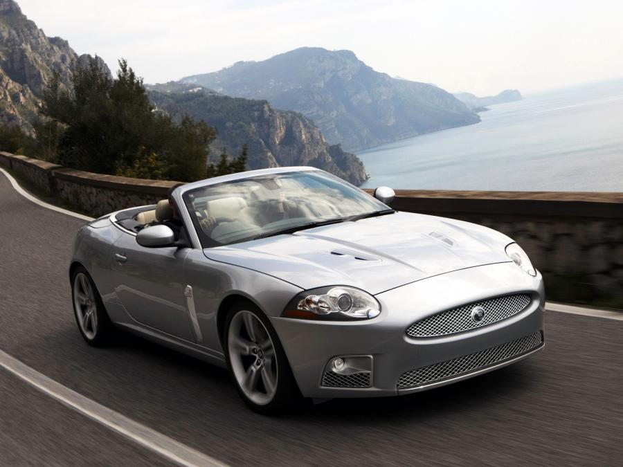  Jaguar XKR Convertible 2007 года  (фото 44 из 52)